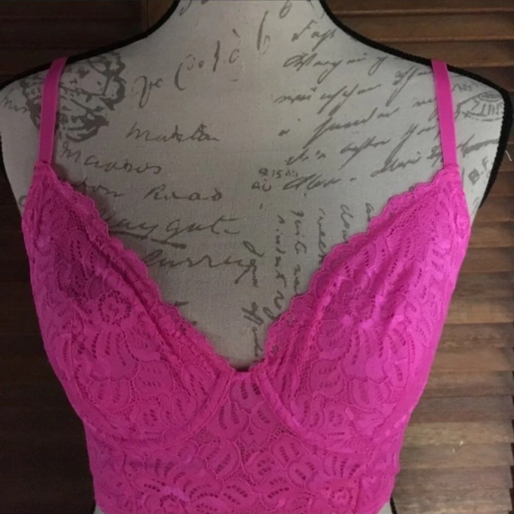Xhilaration Pink Lace Bra - Picture 2 of 8